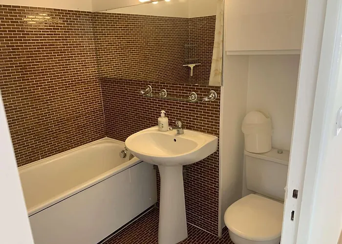 2 Pieces Avec Piscine Pour 4 Personnes - Fr-1-731-116 Apartman